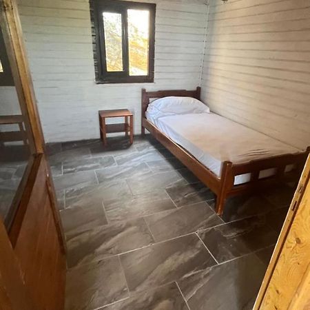 Kongjoni'S Rooms Himarë Exteriér fotografie