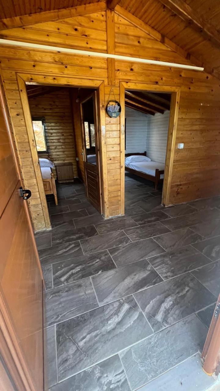 Kongjoni'S Rooms Himarë Exteriér fotografie
